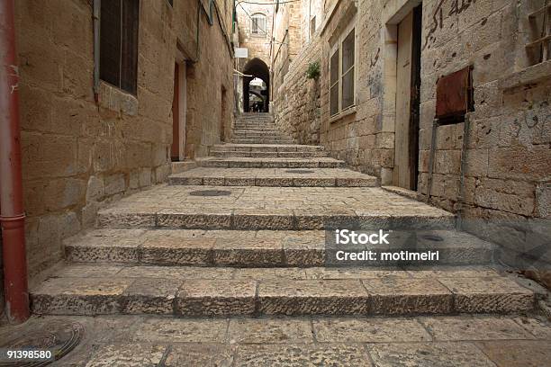 Alley W Stare Jerozolima - zdjęcia stockowe i więcej obrazów Bez ludzi - Bez ludzi, Fotografika, Horyzontalny