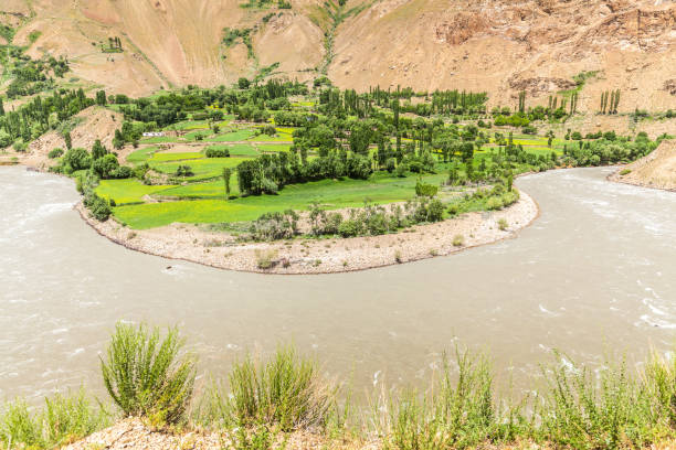 istock Nice view of Pamir in Tajikistan 914018698