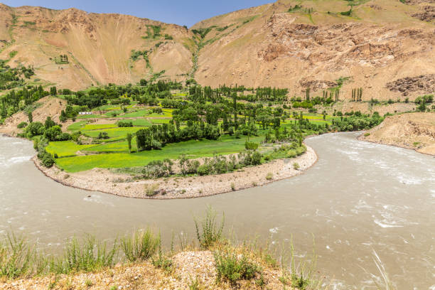 istock Nice view of Pamir in Tajikistan 914034382