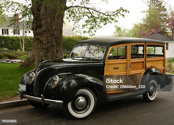 Photo libre de droit de Woody banque d'images et plus d'images libres de droit de Voiture break - Voiture break, Voiture, Brillant