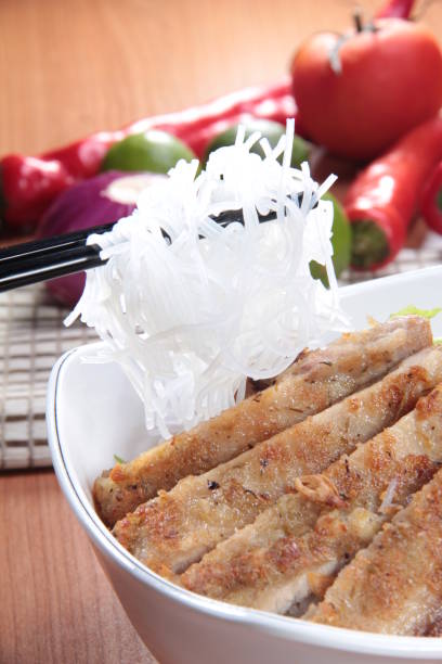 istock noodles cuisine 914107602