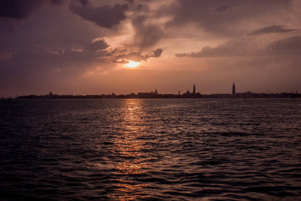 istock Beautiful scenery of Venice at dramatic sunset 914123368