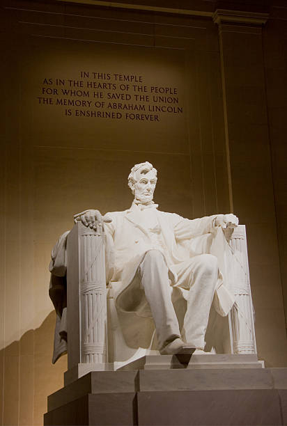 istock Statue of Abraham Lincoln 91415061