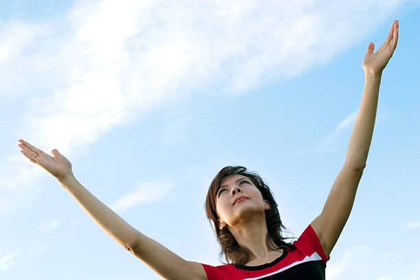 istock girl and blue sky 91415672