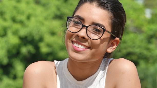 istock Girl With Eyeglasses 914157284