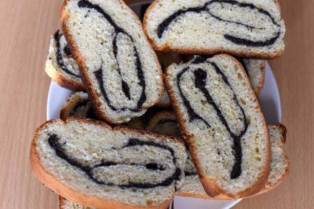 istock Tasty poppy seed strudel on a plate 914168162