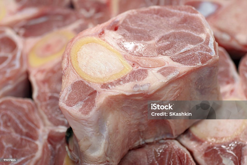 Kalbfleisch für ein Abendessen am Abend - Lizenzfrei Markknochen Stock-Foto