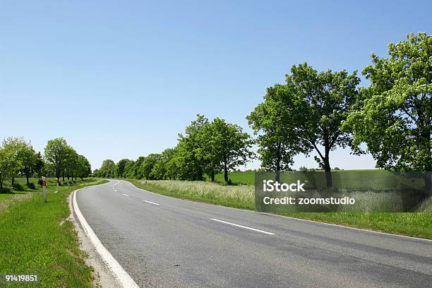 영업중 Road 0명에 대한 스톡 사진 및 기타 이미지 - 0명, 거리, 고속도로