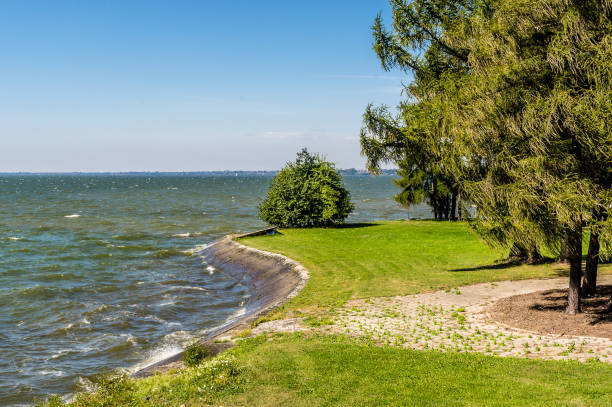 istock Goczalkowice lake 914214166