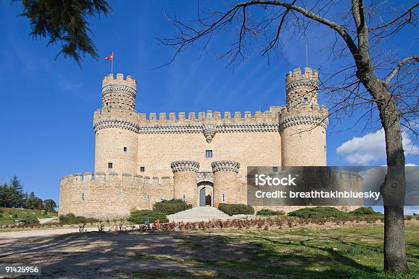 Foto de Mendozas Castelo e mais fotos de stock de El Real Manzanares - El Real Manzanares, Castelo, 12 Horas