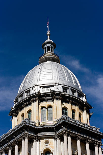 kapitol von illinois - illinois state capitol building illinois state capitol springfield stock-fotos und bilder