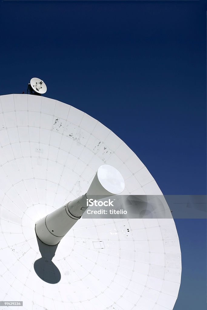Antena parabólica - Foto de stock de Agente de servicio al cliente libre de derechos