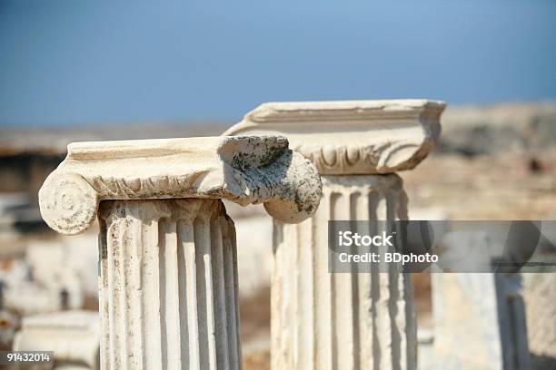 Jonowych Kolumny - zdjęcia stockowe i więcej obrazów Apollo - Apollo, Archeologia, Architektura