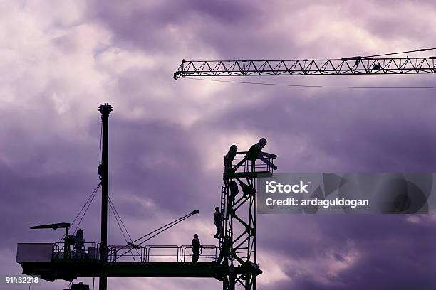 Construcción Foto de stock y más banco de imágenes de Acero - Acero, Adulto, Aire libre