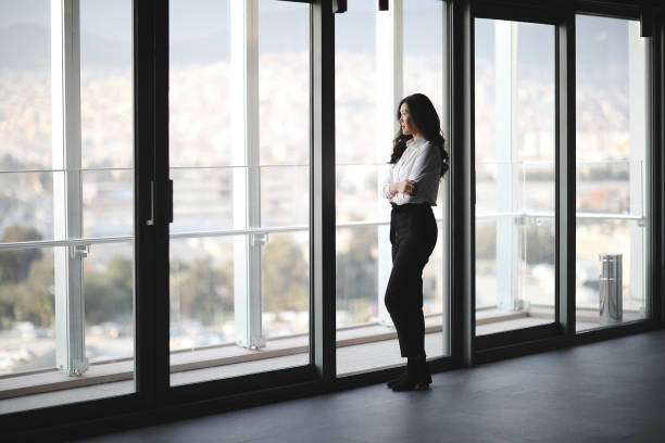 istock Businesswoman thinking 914336440