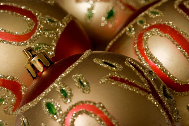 Golden Christmas balls - foto de stock