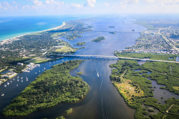 istock Aerial View of the Vero Beach Inlet 914345340