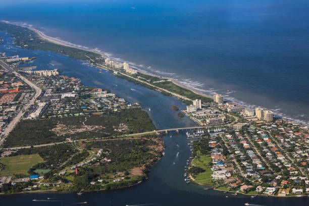 istock Aerial View of the Jupiter Beach Inlet 914351768