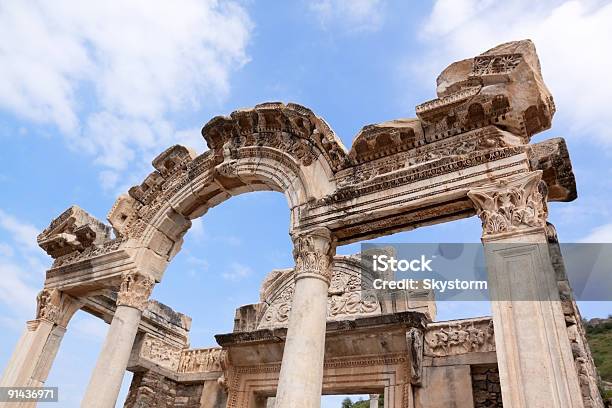 Arch Stockfoto und mehr Bilder von Artemis-Tempel - Gerasa - Artemis-Tempel - Gerasa, Ephesos, Tempel