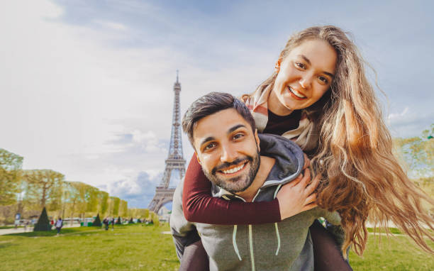 istock Happy Young Couple enjoying Paris in Summertime 914395454