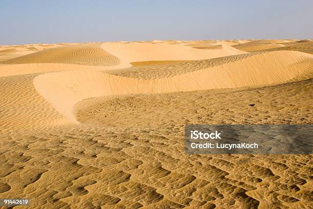 Sahara Stockfoto und mehr Bilder von Abenteuer - Abenteuer, Afrika, Anhöhe