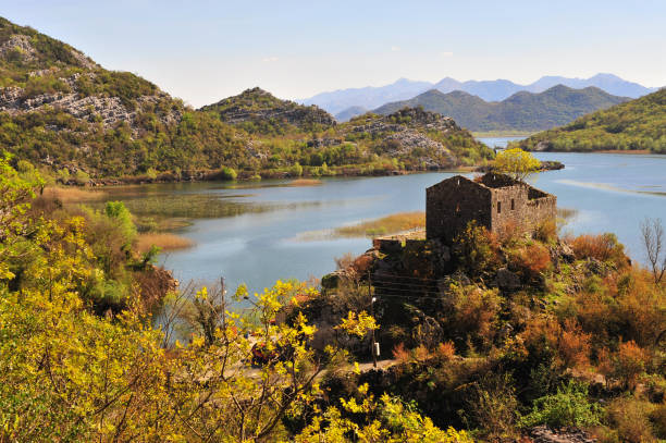 istock Scenic landscape on Skadar lake, Montenegro 914432854