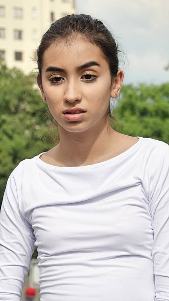 istock Confused Youthful Girl 914457150
