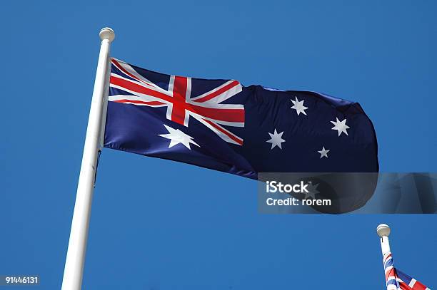 Bandeira Australiana - Fotografias de stock e mais imagens de Acenar - Acenar, Austrália, Azul