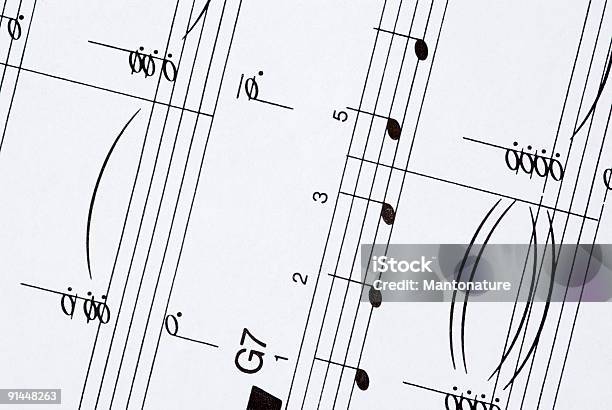 Hoja De Partitura Detalles Foto de stock y más banco de imágenes de Actuación - Representación - Actuación - Representación, Armadura de clave, Blanco - Color