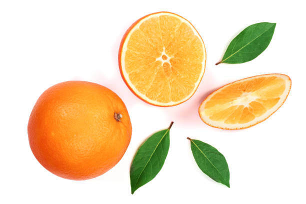 istock Orange with slice and leaf isolated on the white background. Flat lay pattern. Top view 914515658