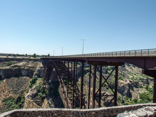 istock Landscape of bridge over the Snake river 914520872
