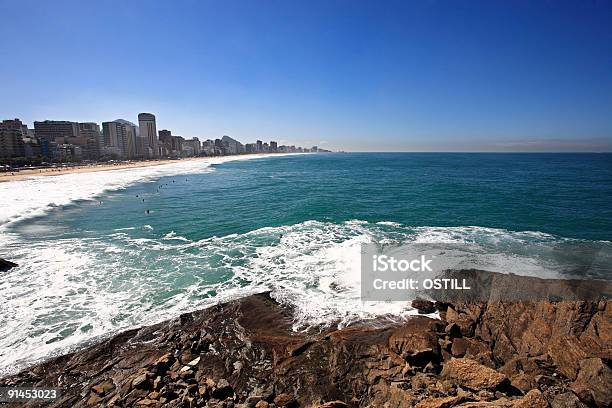 Foto de Ipanema E Leblon e mais fotos de stock de Antena - Equipamento de telecomunicações - Antena - Equipamento de telecomunicações, As Américas, Azul