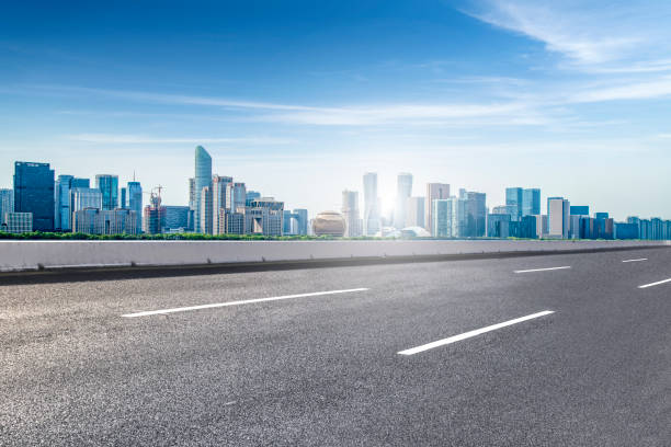 istock Chinese Hangzhou scenery and city skyline 914535362