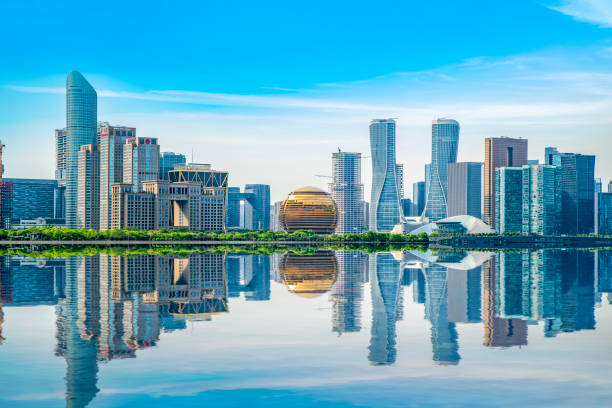 istock Chinese Hangzhou scenery and city skyline 914535366