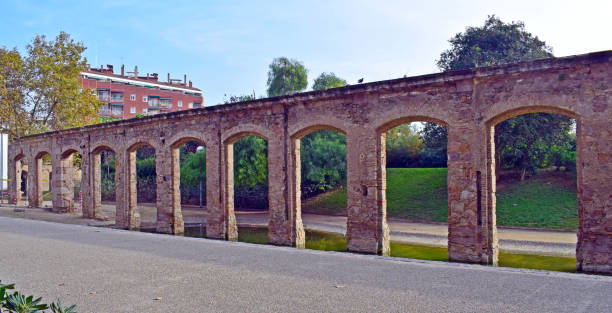 istock Aqueduct in El Clot public park in Barcelona 914538580
