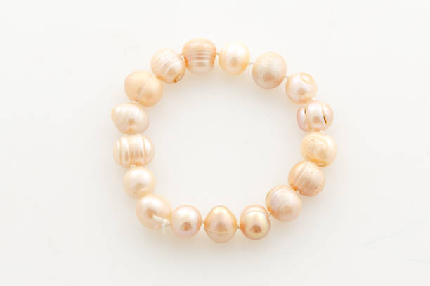 istock Women's Accessories, Pearls necklaces 914555284