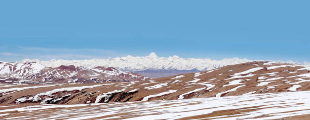 istock Mountain landscape in Ngari Prefecture, Tibet 914574996