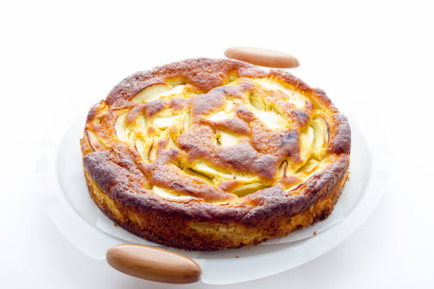 istock Traditional tasty apple pie 914625426