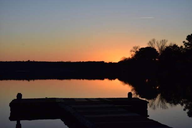 istock Sunset on Lake Oconee in Georgia 914629228