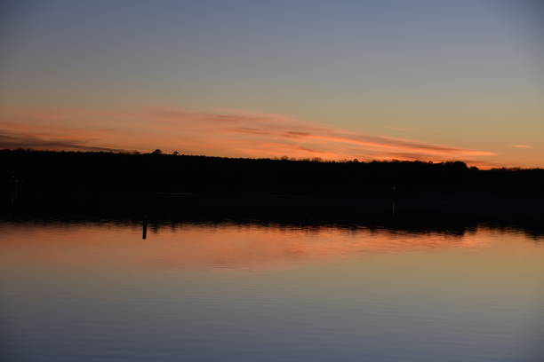 istock Sunset on Lake Oconee in Georgia 914633312