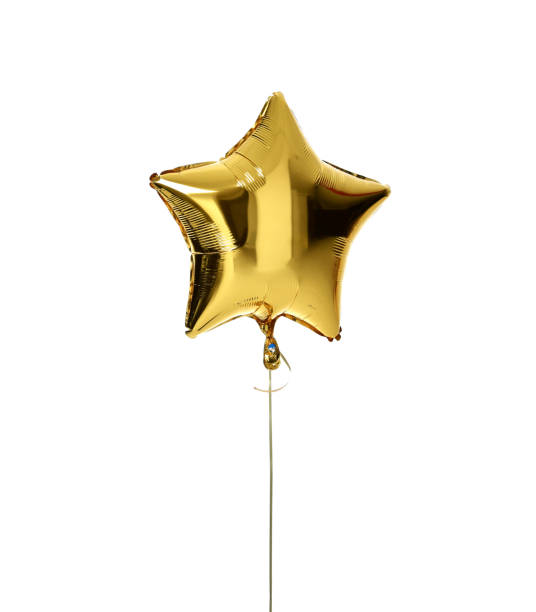 istock Single big gold star balloon object for birthday  party 914675806
