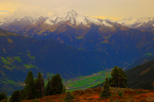 istock Idyllic landscape above Zillertal valley, dramatic Tyrol Snowcapped alps, Austria 914683338