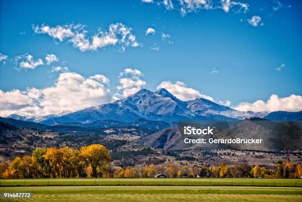 Longs Peak Mountain In The Fall Stock Photo - Download Image Now - Colorado, Longmont, Longs Peak