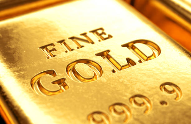gold bar close up - three dimensional shiny business retail imagens e fotografias de stock