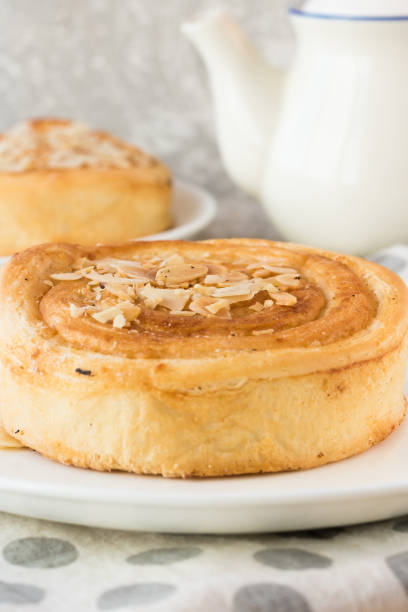 istock Denish with almond petals 914747500