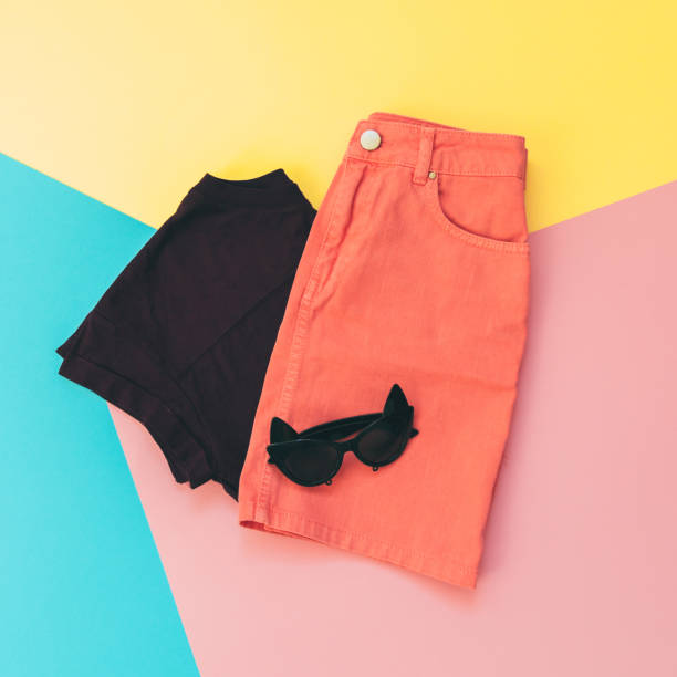 istock skirt, t-shirt and sunglasses 914751326