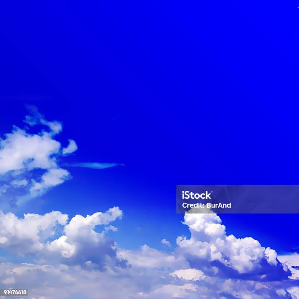 Niebo Z Chmury - zdjęcia stockowe i więcej obrazów Bez ludzi - Bez ludzi, Biały, Bliski