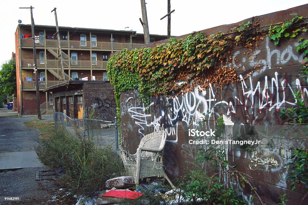 Barriada - Foto de stock de Barrio bajo libre de derechos