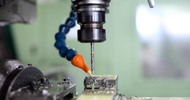 istock Cnc metal milling lathe machine in metal industry 914855700