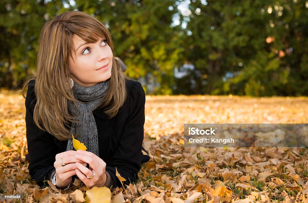 Осенний Красота - Стоковые фото 20-24 года роялти-фри